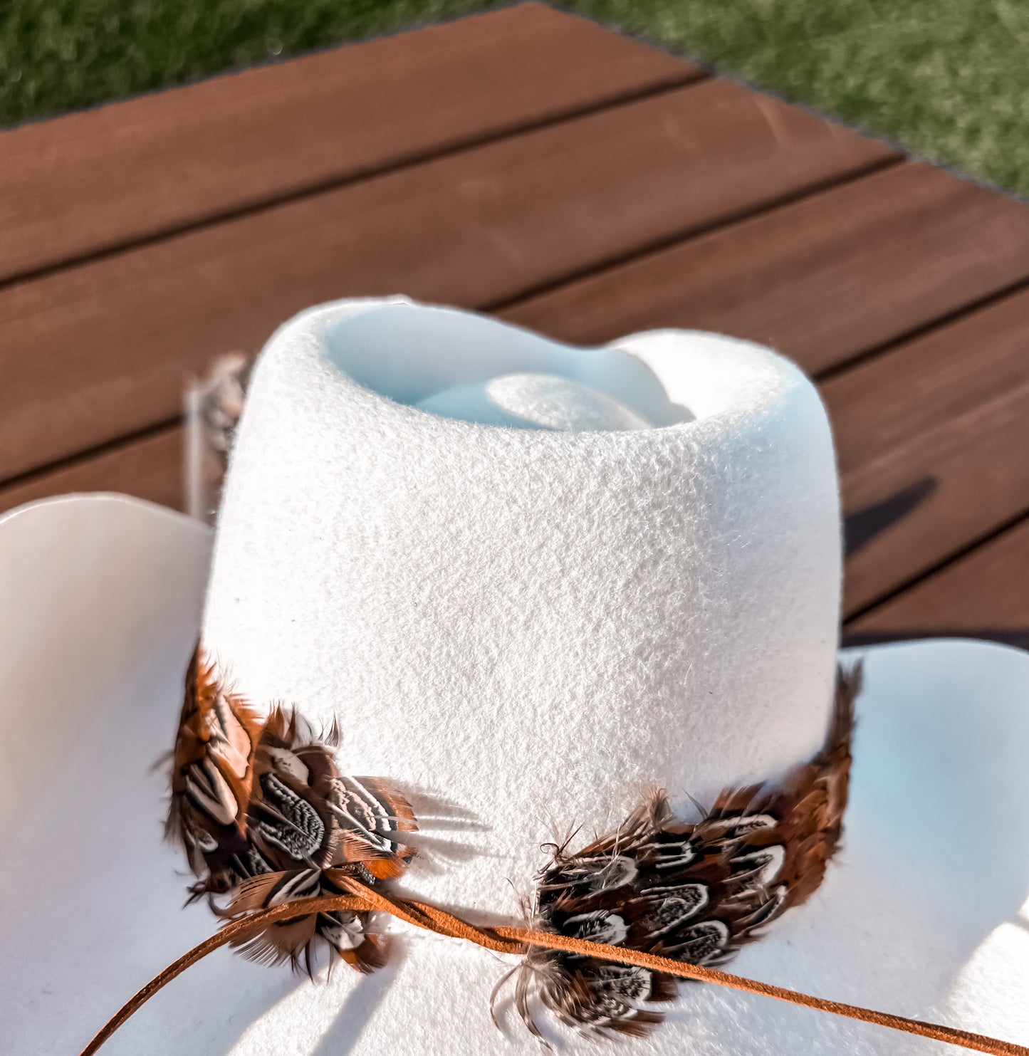 Feather hat band , iridescent feathers