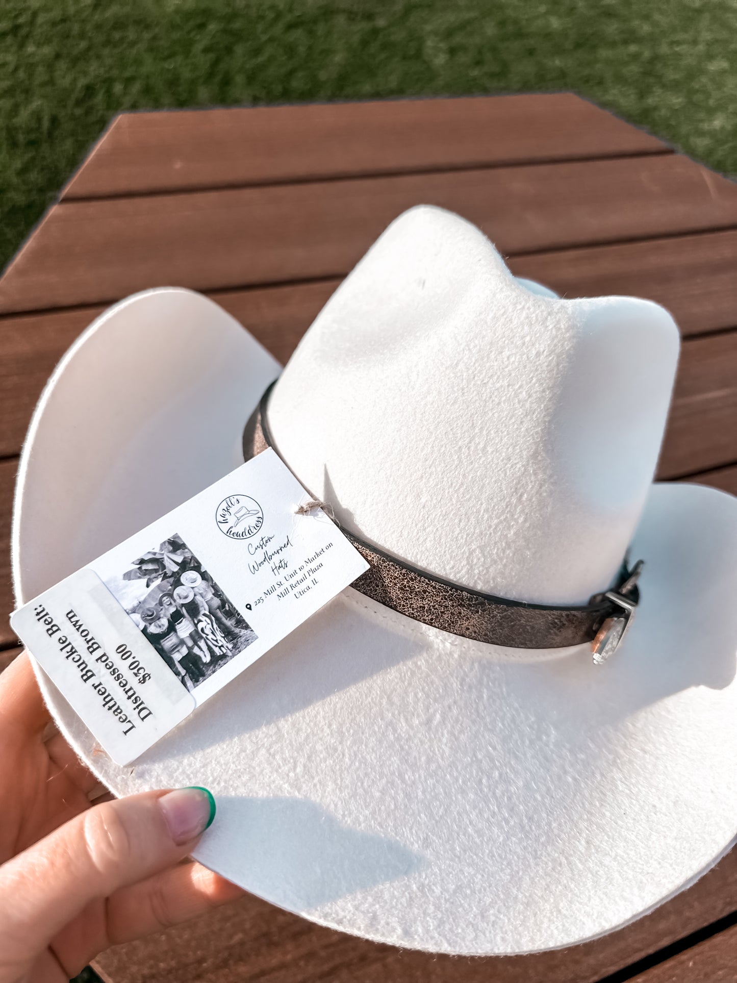 Leather Buckle Belt: Distressed Brown