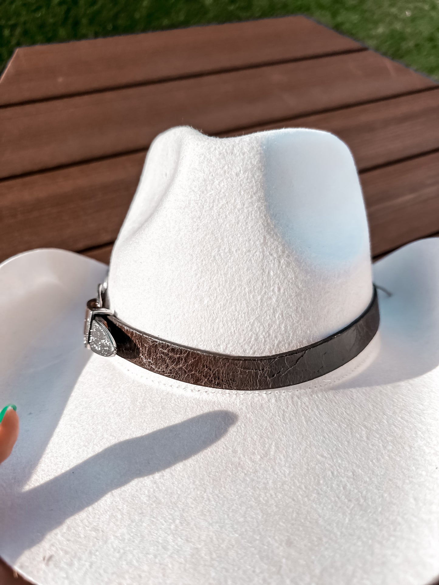 Leather Buckle Belt: Dark Brown